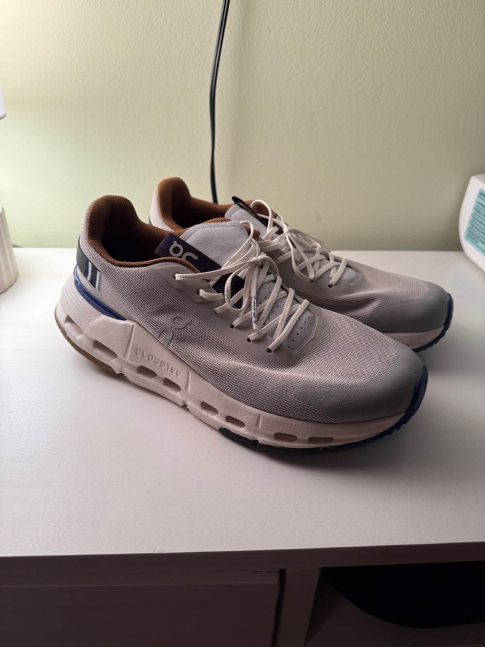 On Running Athletic Shoes